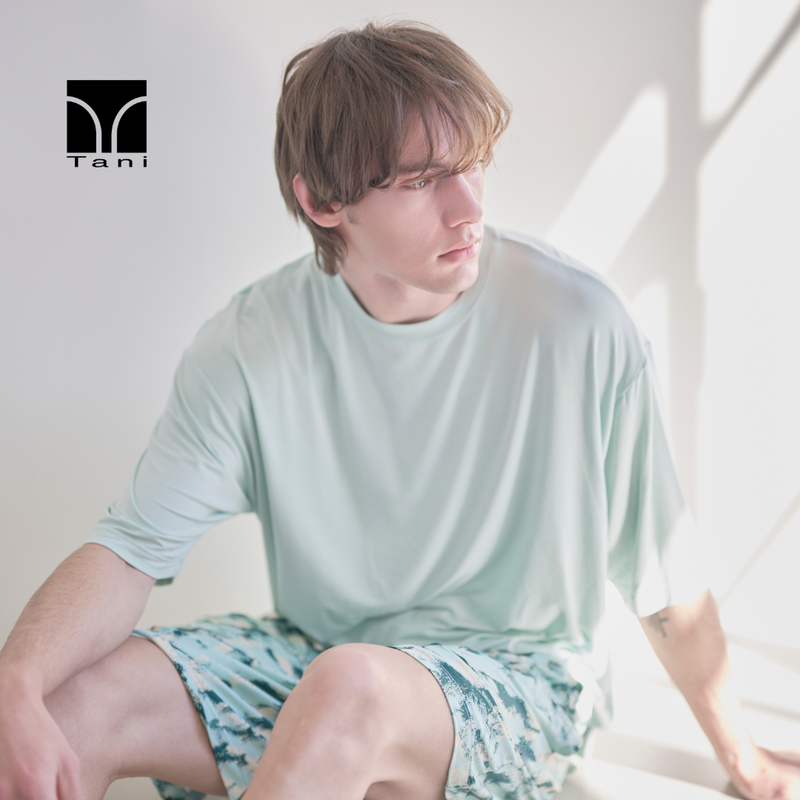 【新登場】お客様の声から生まれた「外で着る」シルクタッチ。