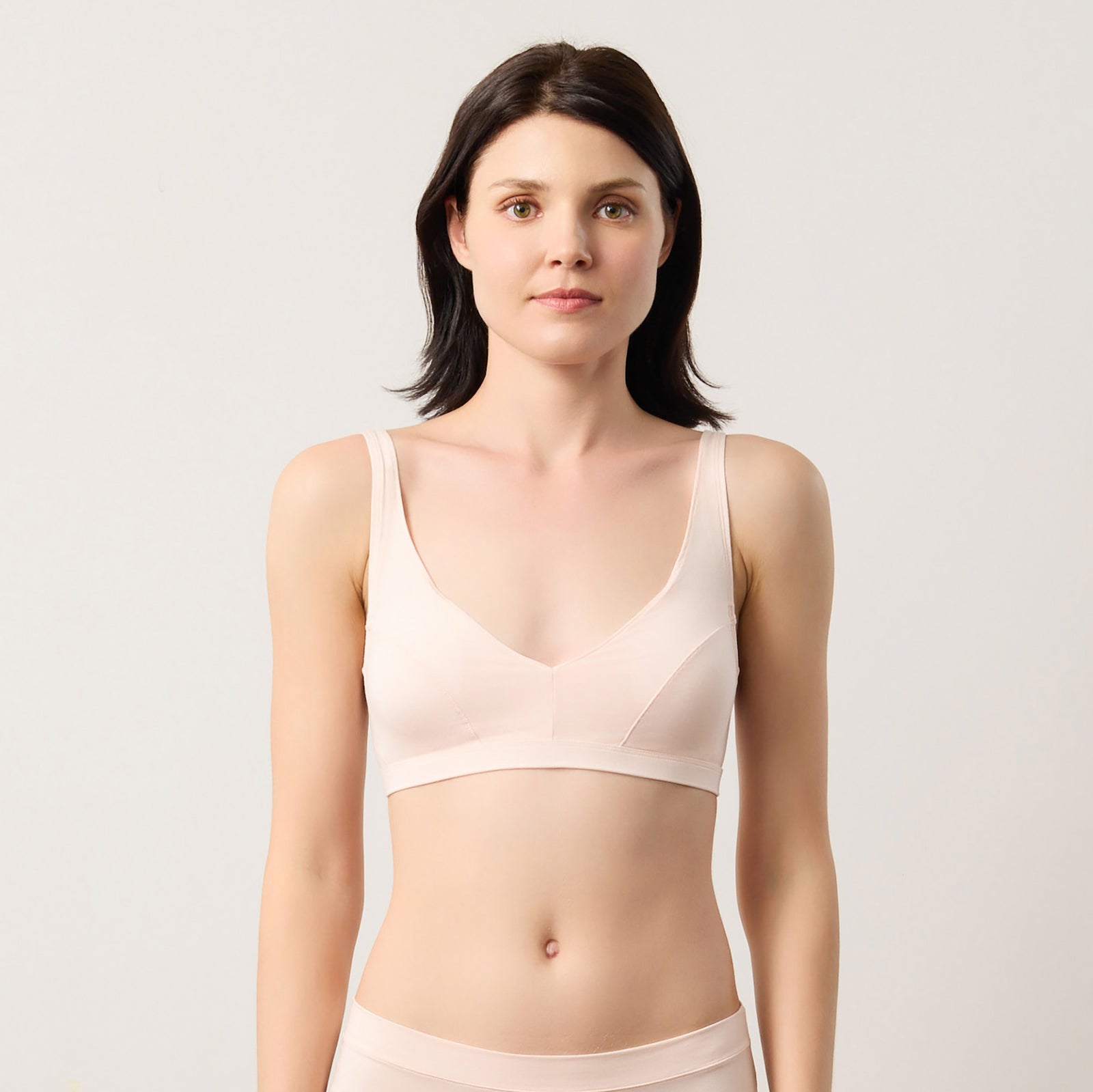 穴がない美しいスラットで高遮蔽・高遮光・樹脂製ブラインド(フォレティアエグゼ チェーンタッチ防炎スラット) 幅180×高さ160cmまで 穴がない美しいスラットで高遮蔽・高遮光・樹脂製ブラインド(フォレ